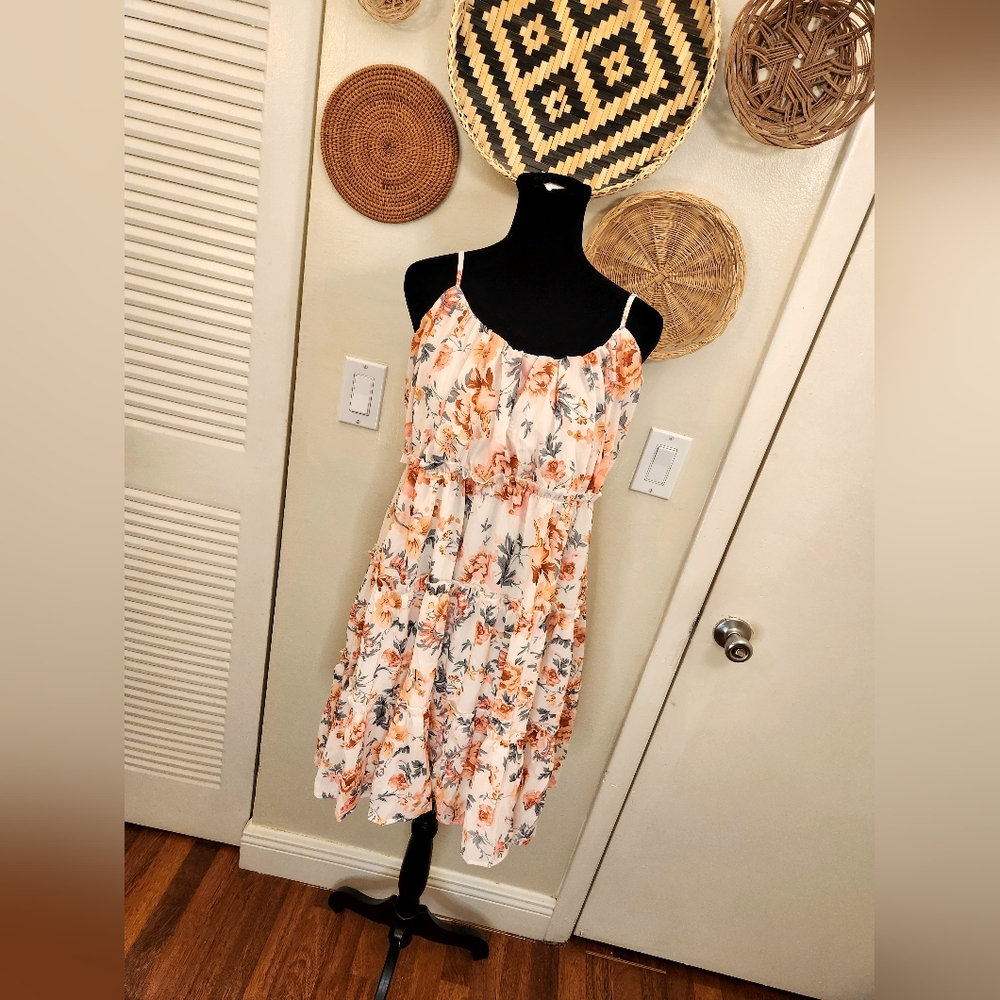 LAST ONE! Floral Tiered Babydoll Mini Dress With Ruffles - Picture 4 of 10